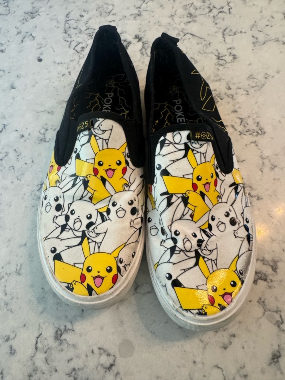 Pokémon Pikachu Slip-On Sneakers in Black & Yellow Men’s size 8